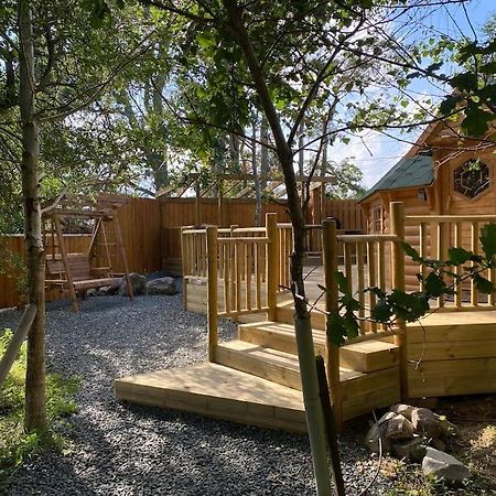 Craigshannoch Luxury 1 Bed Woodland Lodge Hot Tub Kintore Екстериор снимка